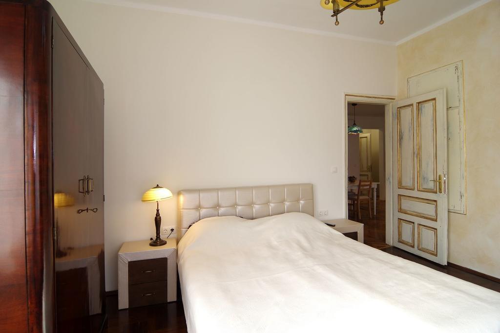 Art Guesthouse Vintage Burgas City Exterior foto