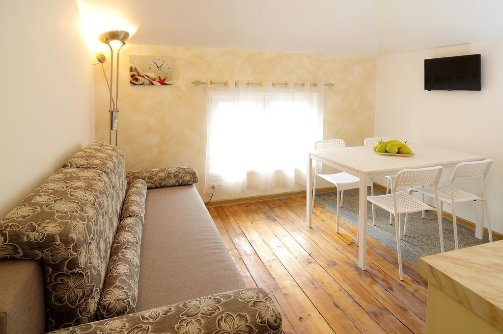Art Guesthouse Vintage Burgas City Exterior foto